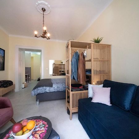 Sunlit Artist Studio Apartment Beograd Ngoại thất bức ảnh
